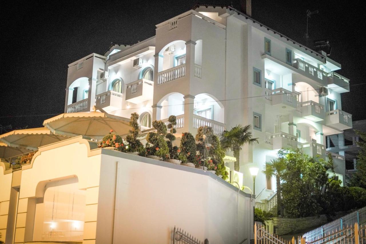 Hotel Serxho Sarandë Buitenkant foto