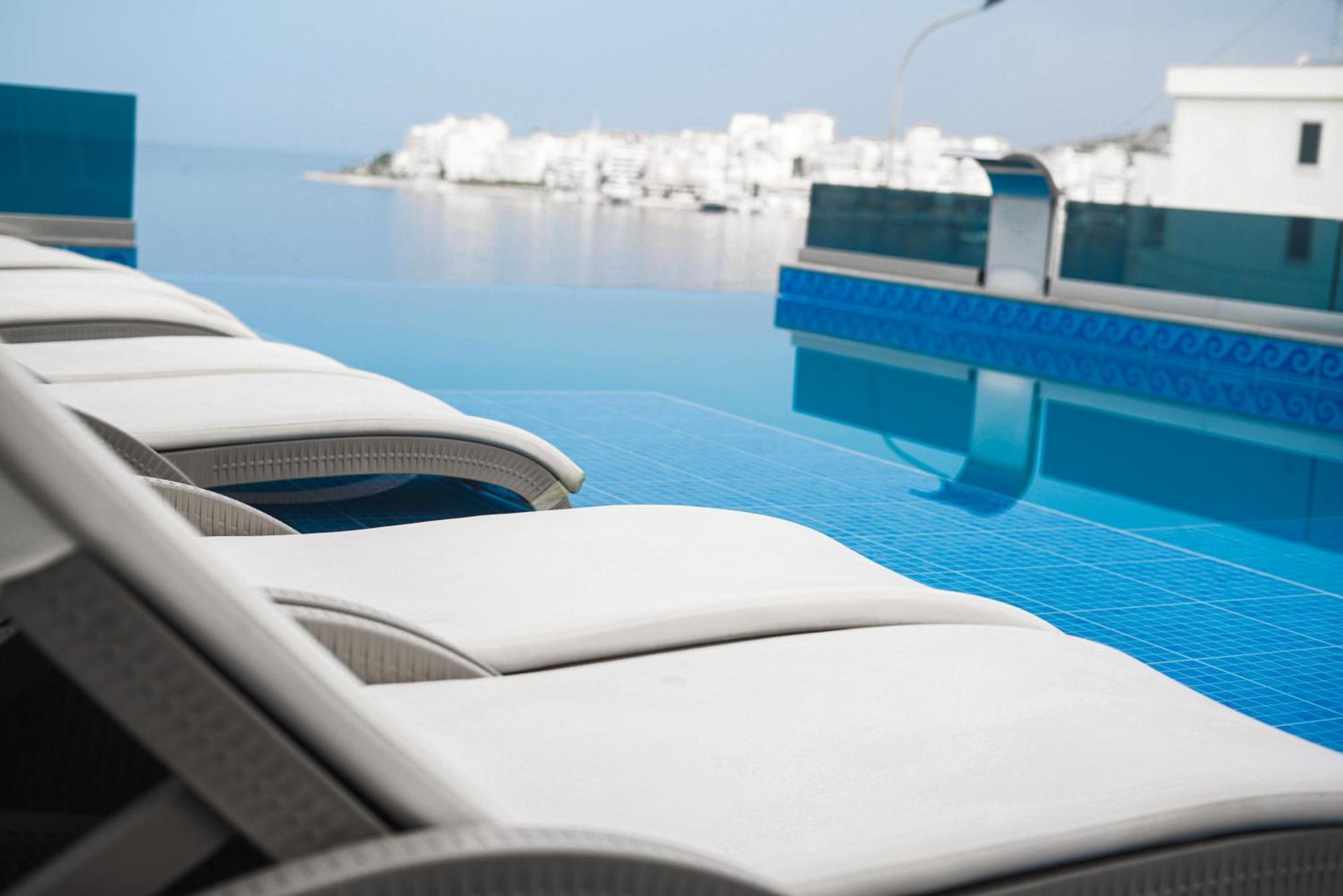 Hotel Serxho Sarandë Buitenkant foto