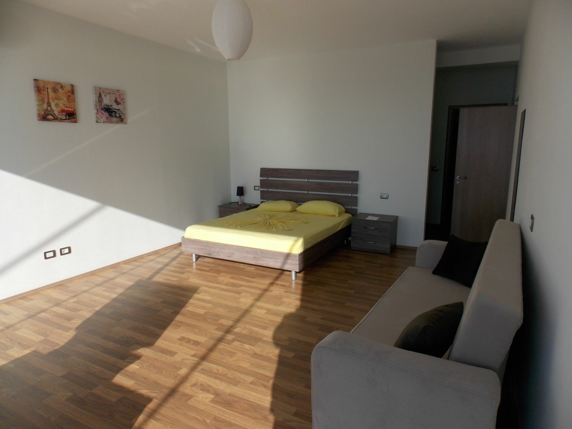 Hotel Serxho Sarandë Buitenkant foto