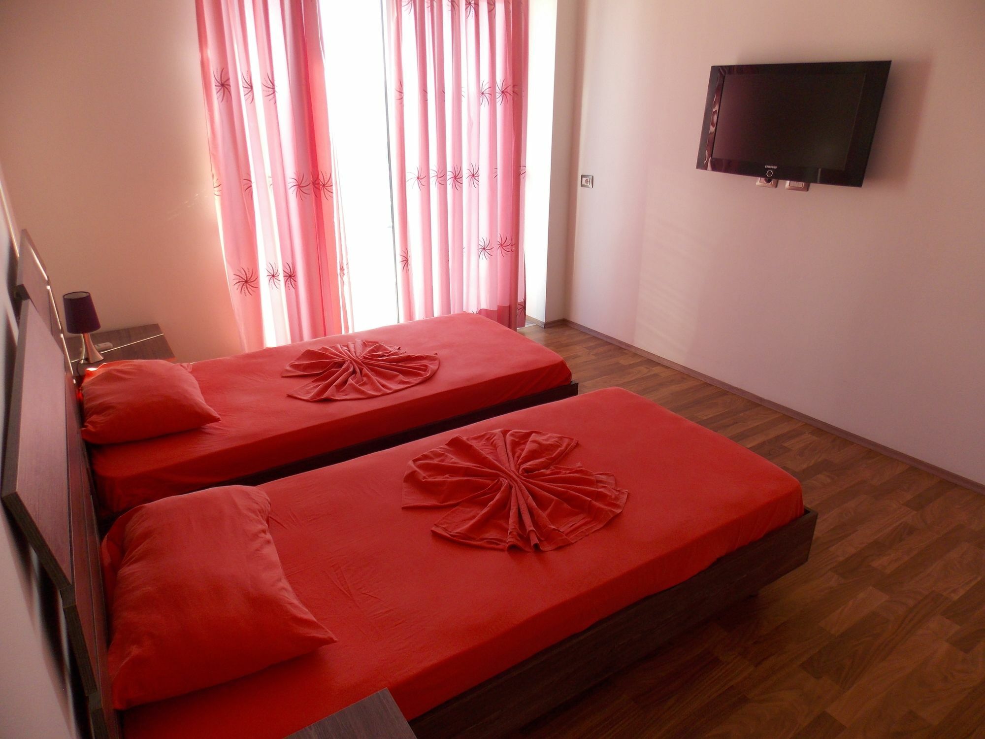 Hotel Serxho Sarandë Buitenkant foto