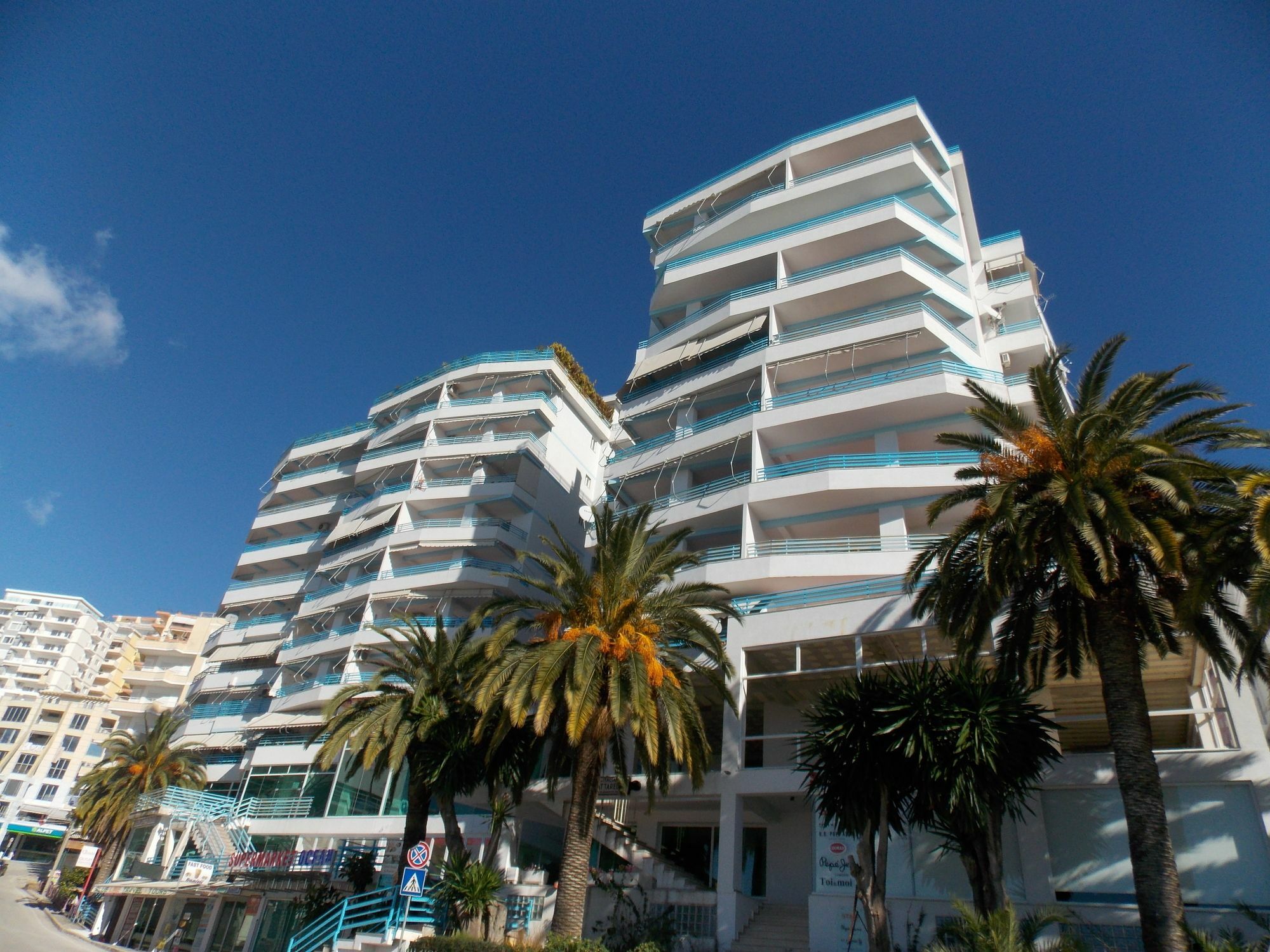 Hotel Serxho Sarandë Buitenkant foto