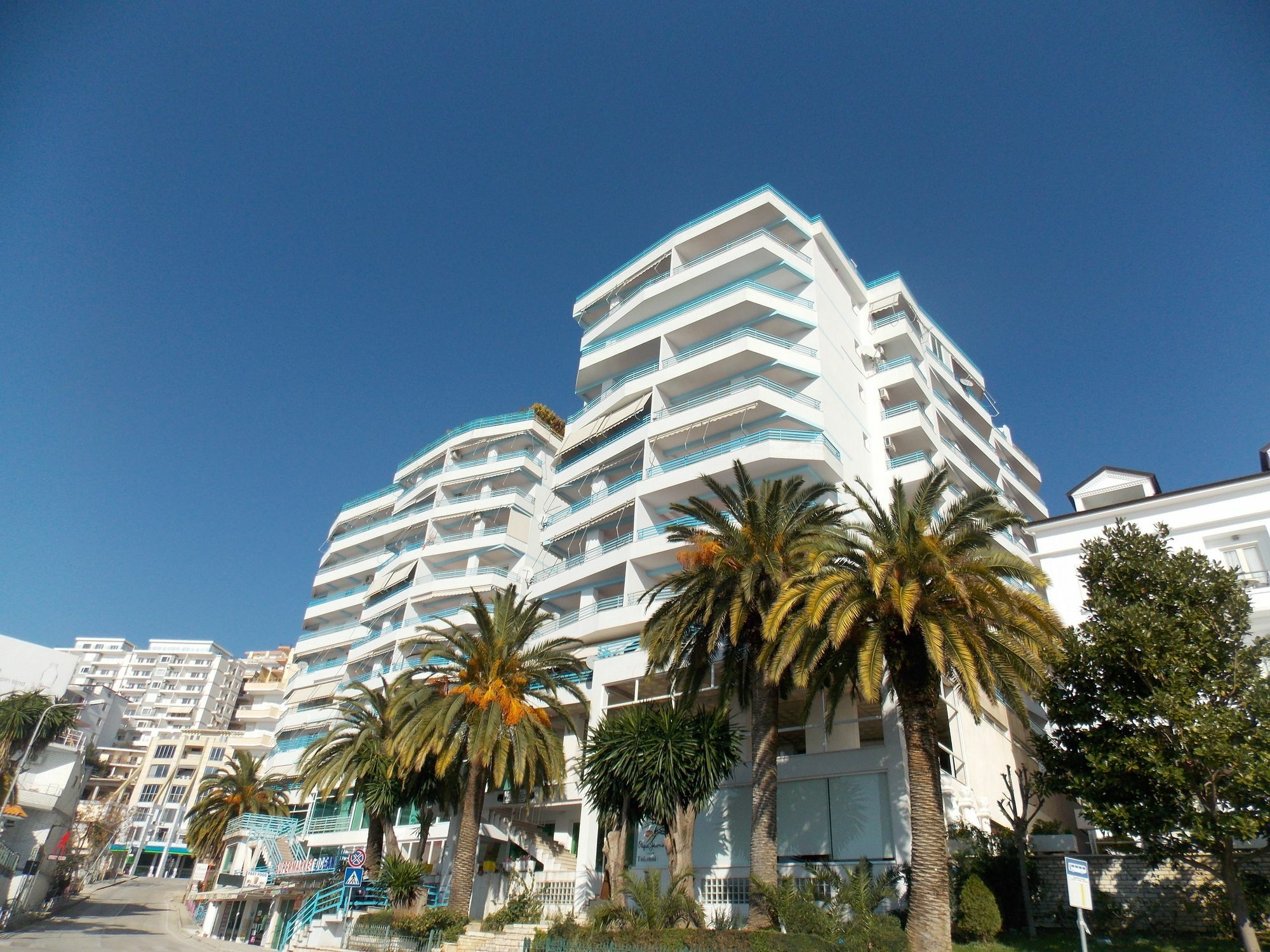 Hotel Serxho Sarandë Buitenkant foto